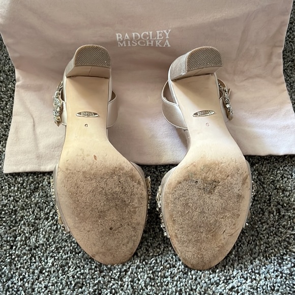 Badgley Mischka Libby nude size 6 - Picture 4 of 7